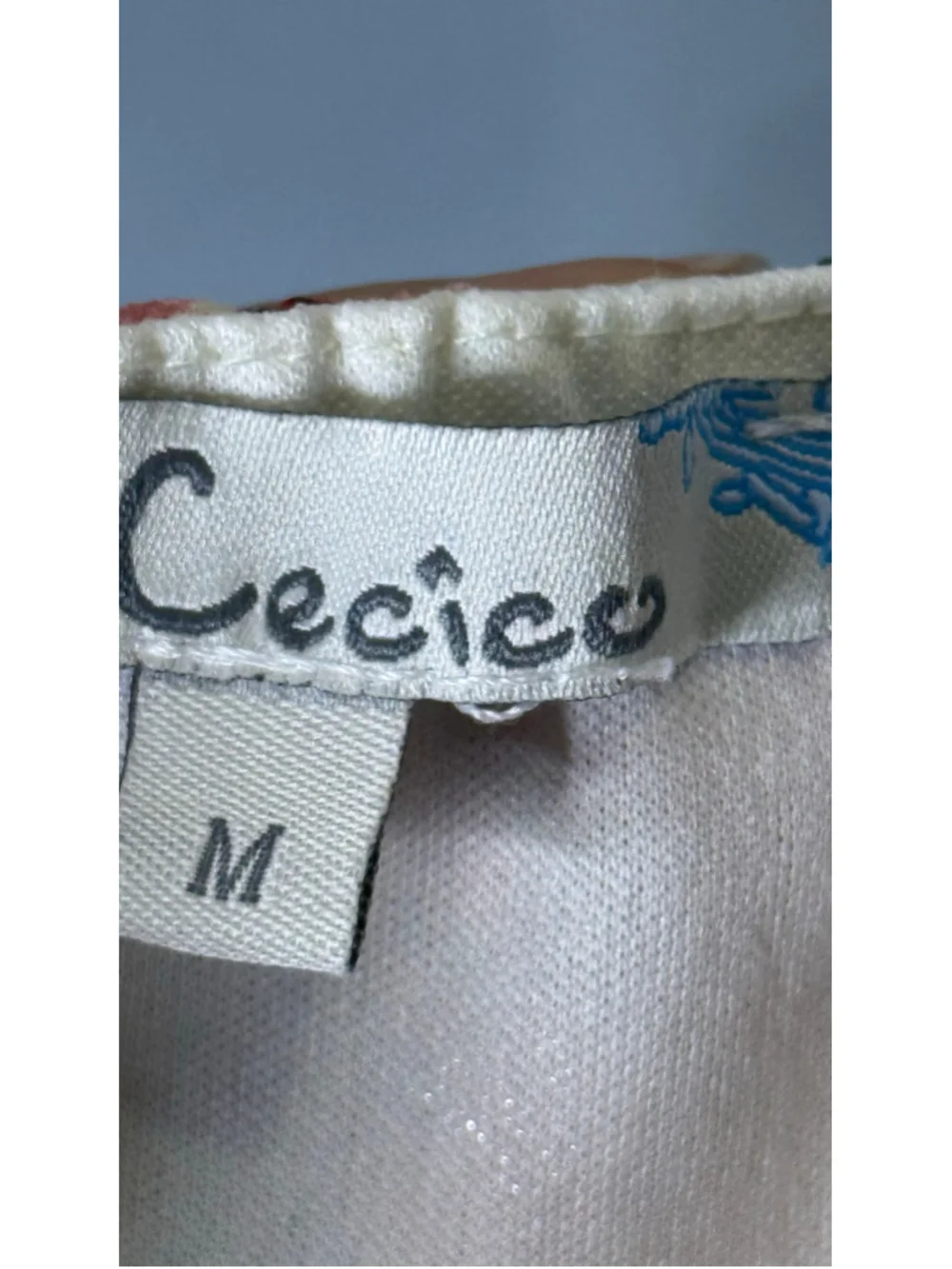 Cecico Floral Romper Size M Beige Red